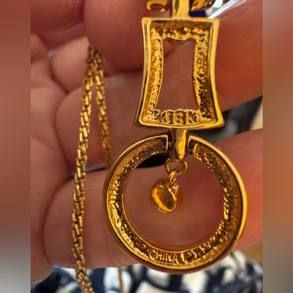 Camrose & Kross JBK Gold-Tone Vintage Crystal Pendant Necklace - Picture 4 of 5